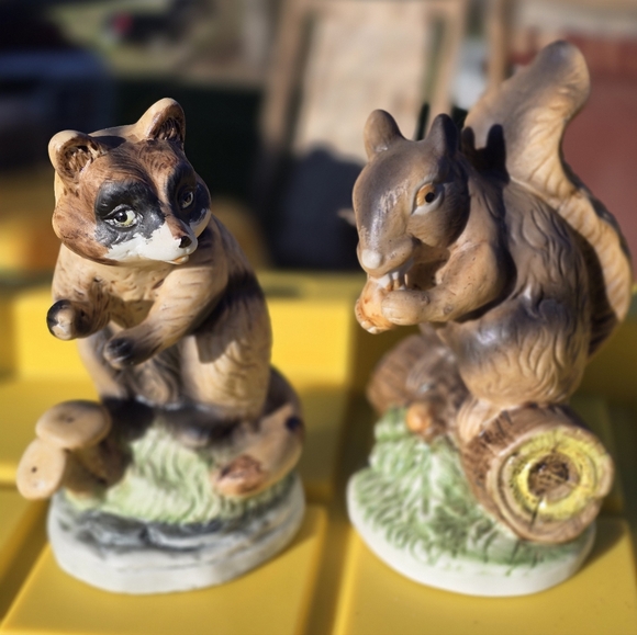 Other - Set Of 2 Vintage Racoon And Squirlle Cermanic Figures 5" Tall